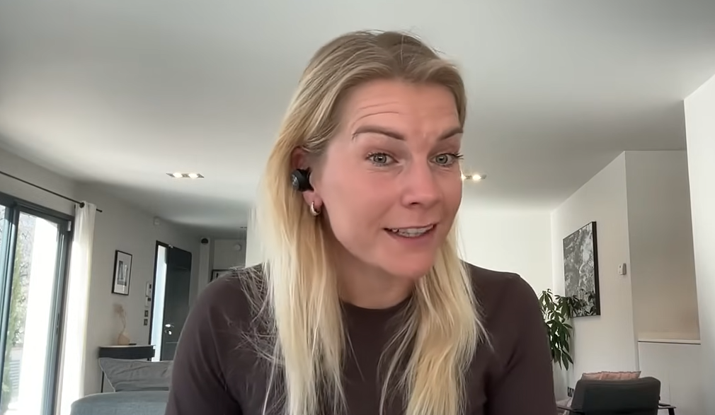 Ada Hegerberg Height